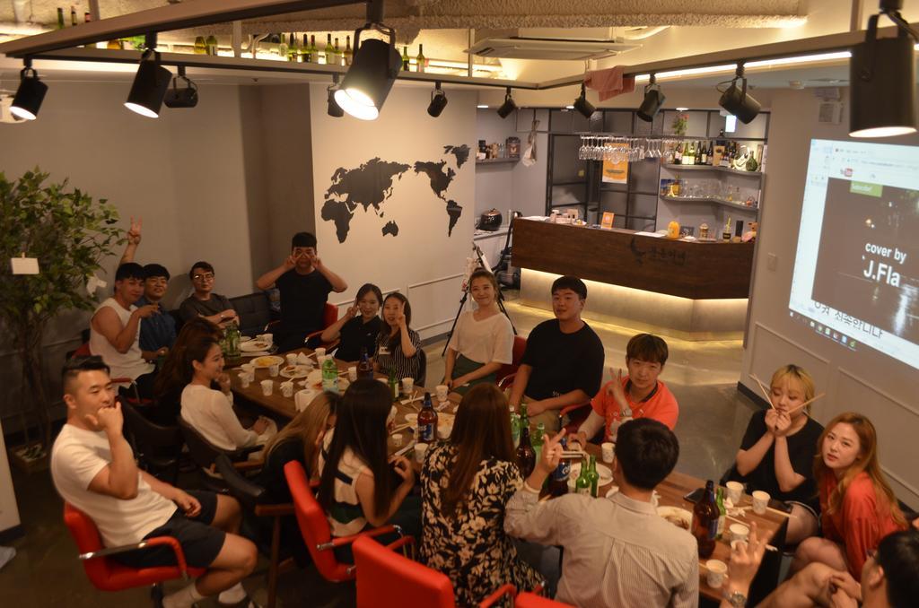 Moondong'S Hostel ปูซาน ภายนอก รูปภาพ